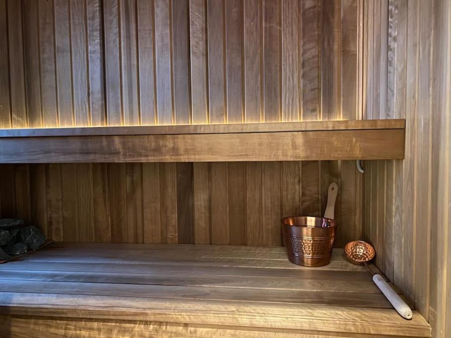 Modern Stuga Med Ski Lodge Kaensla Järvsö Buitenkant foto